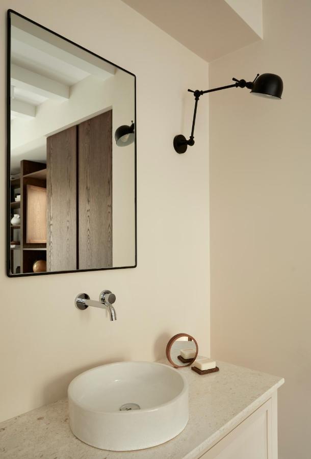 فندق The Storyteller Boutique House كالامباكا المظهر الخارجي الصورة