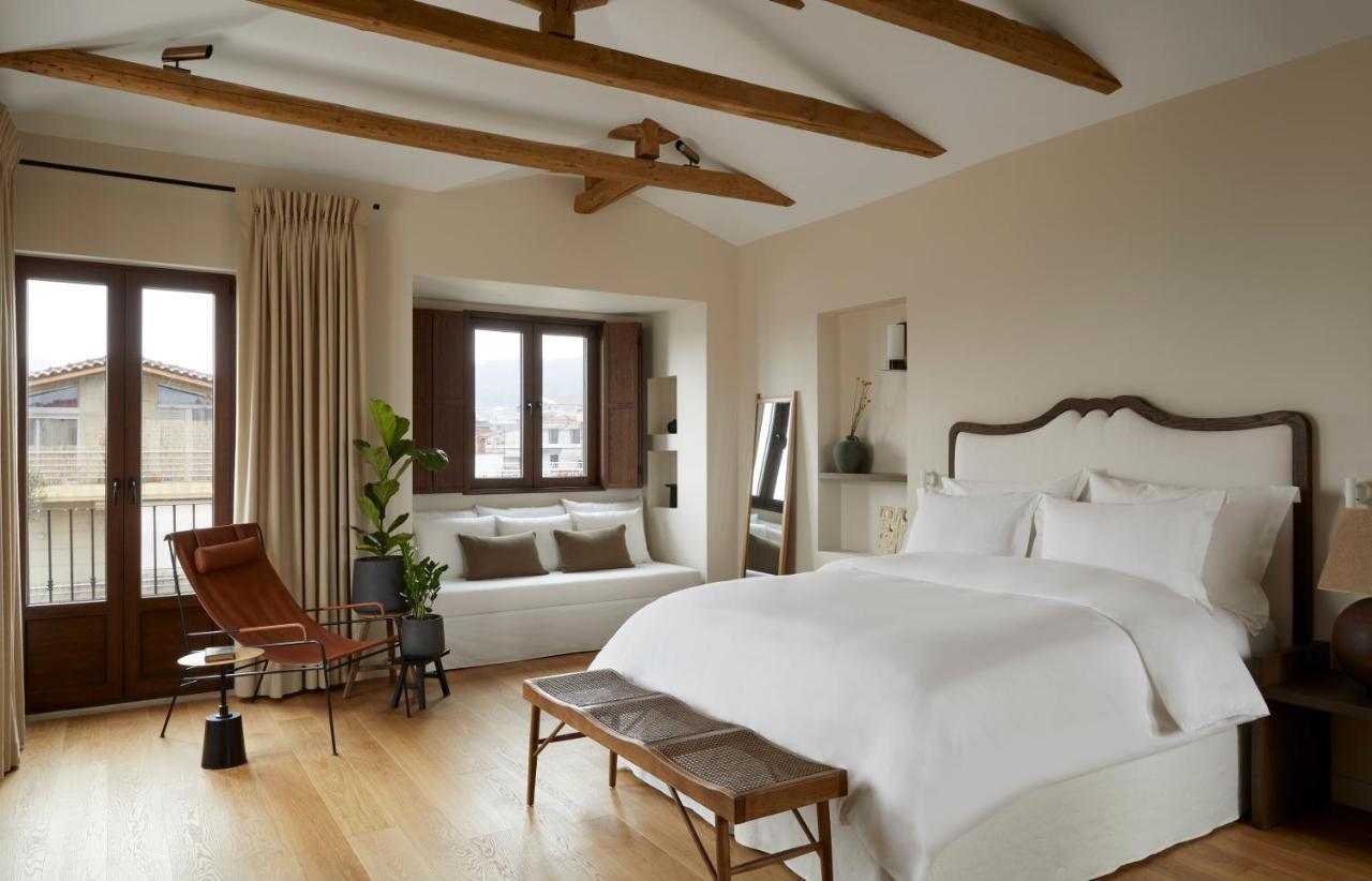 فندق The Storyteller Boutique House كالامباكا المظهر الخارجي الصورة