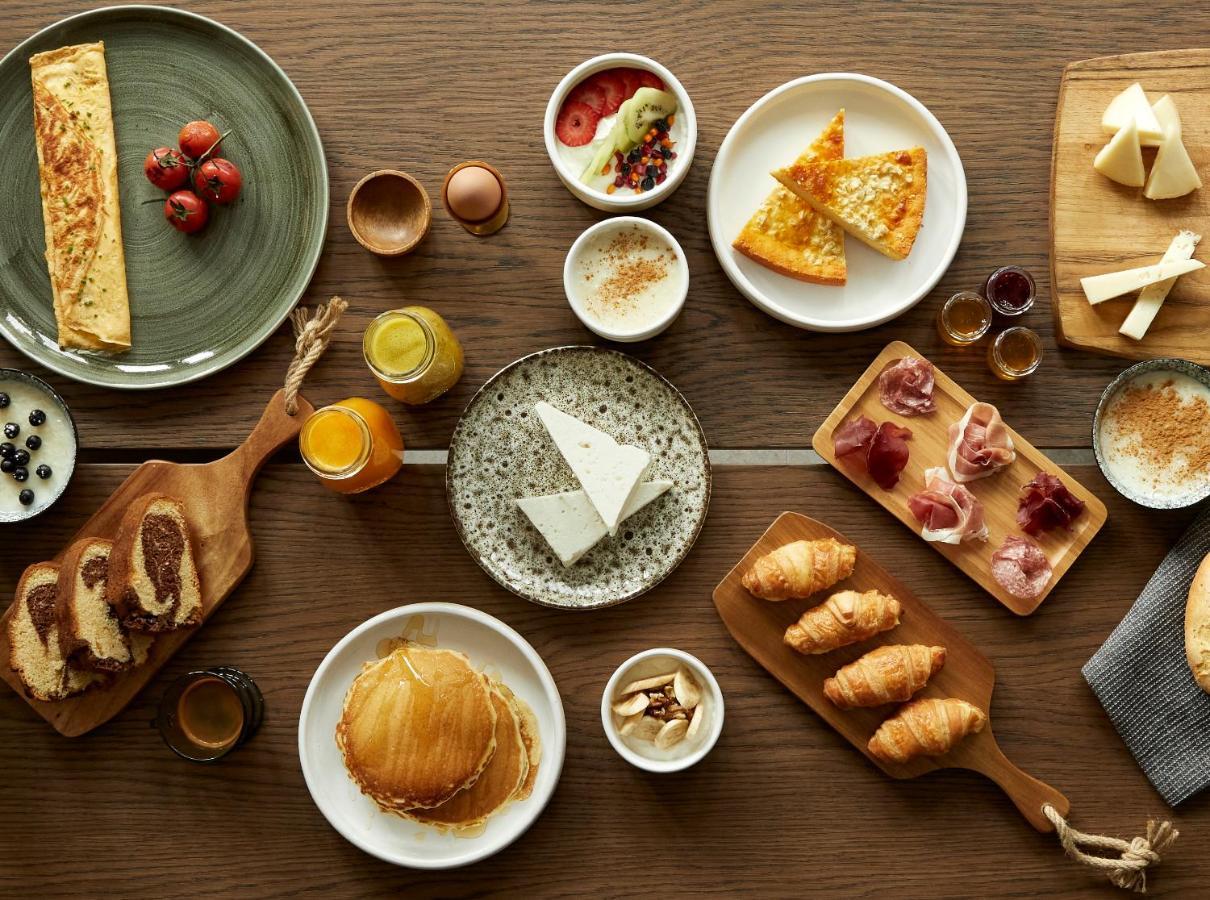 فندق The Storyteller Boutique House كالامباكا المظهر الخارجي الصورة